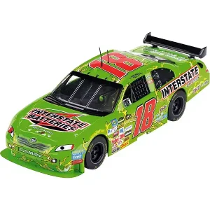Právě uvedeno na trh | SCX Toyota Camry 18 Kyle Busch -Interstate Batteries