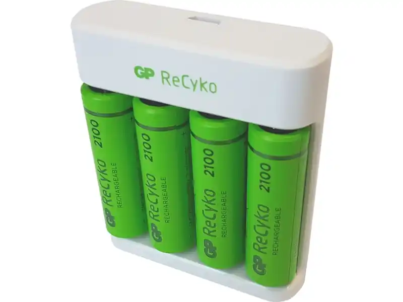 Speciální cena | GP USB nabíječ Eco E411 + 4AA GP ReCyko 2100
