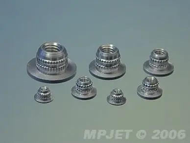 Jen dnes | 1004 Upevňovací matice M3 (4 ks)