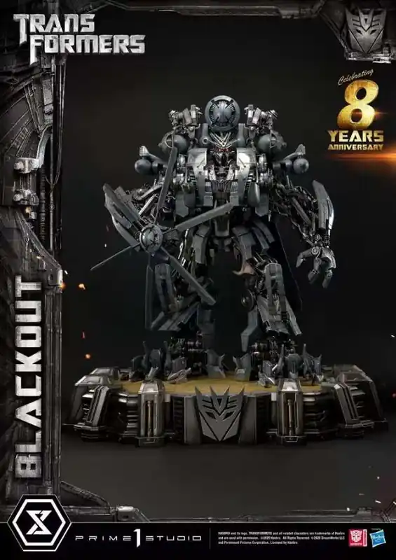 Rychlé odeslání - Transformers Soška blackout 81 cm