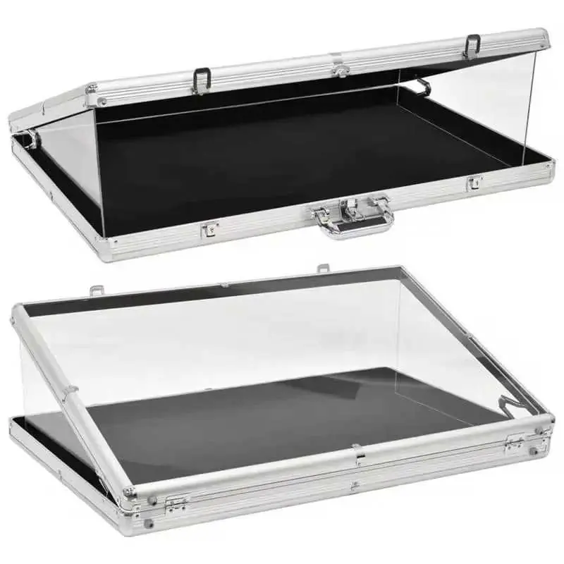 Objednat online | Evoretro Trading Card Display Suitcase